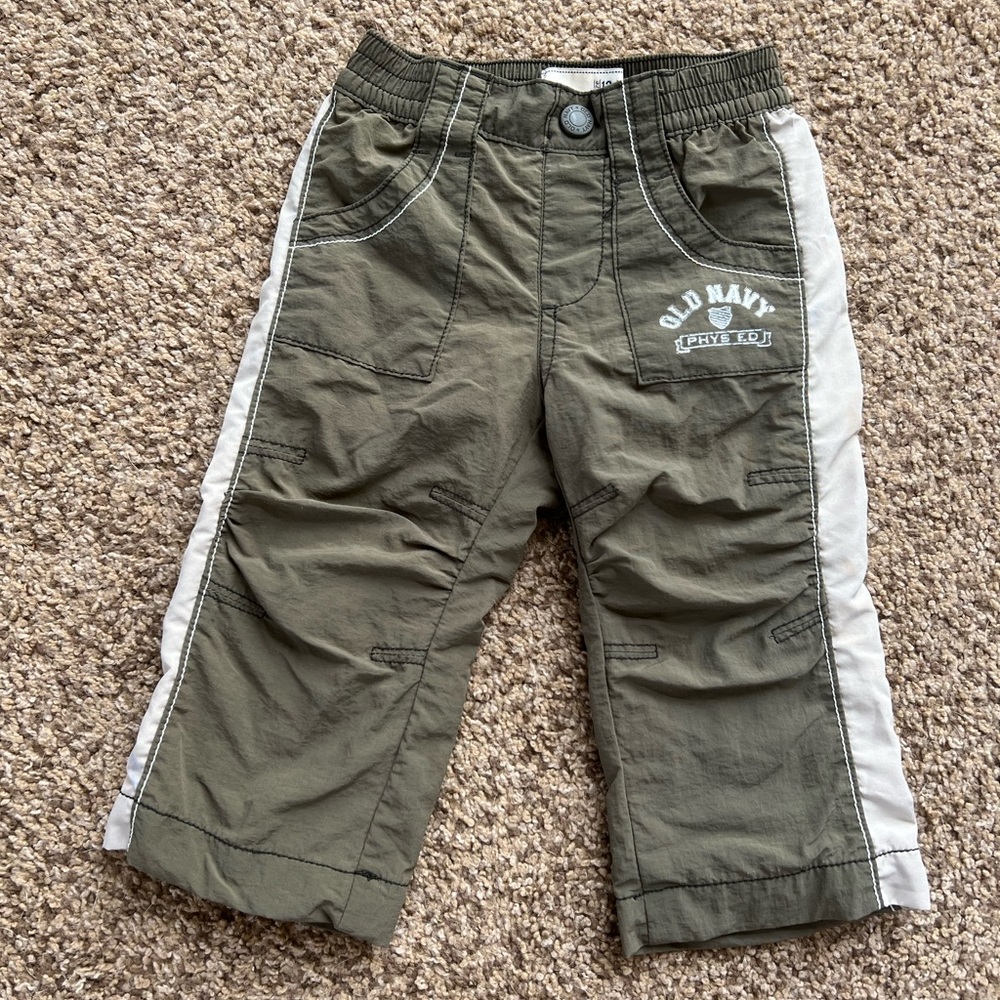 Old Navy baby’s lined track pants